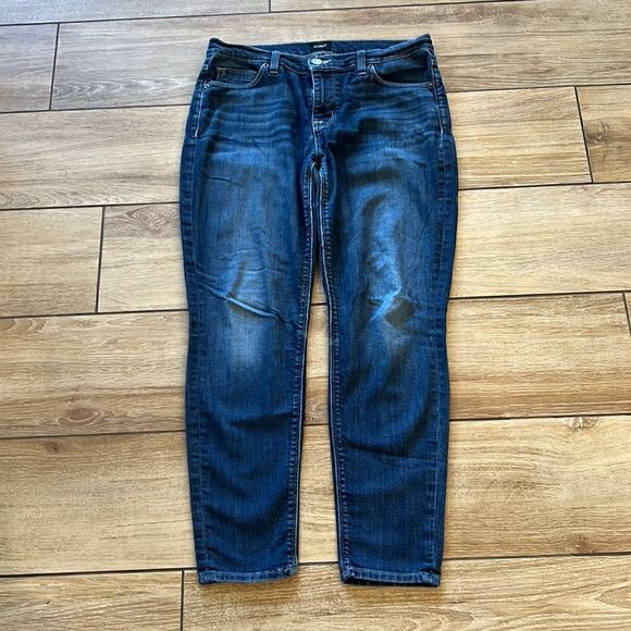 Hudson Nico Mid-Rise Supper Skinny Ankle Jean in Mald - Picture 4 of 5